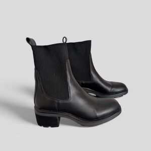 Steve Madden Murray Black Leather Women's Booties